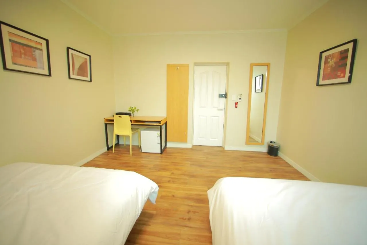 Slow Vibe Myeongdong Seoul Guest house