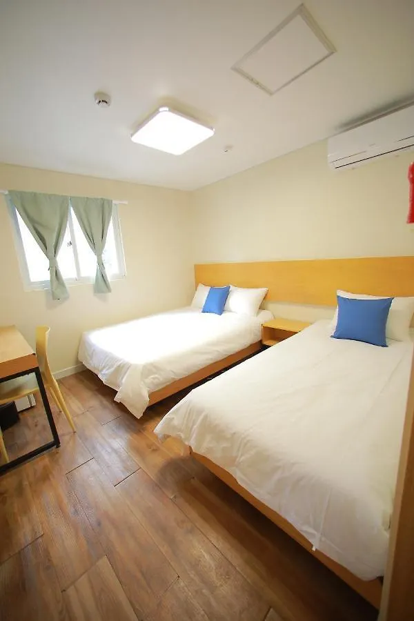 Slow Vibe Myeongdong Seoul Guest house