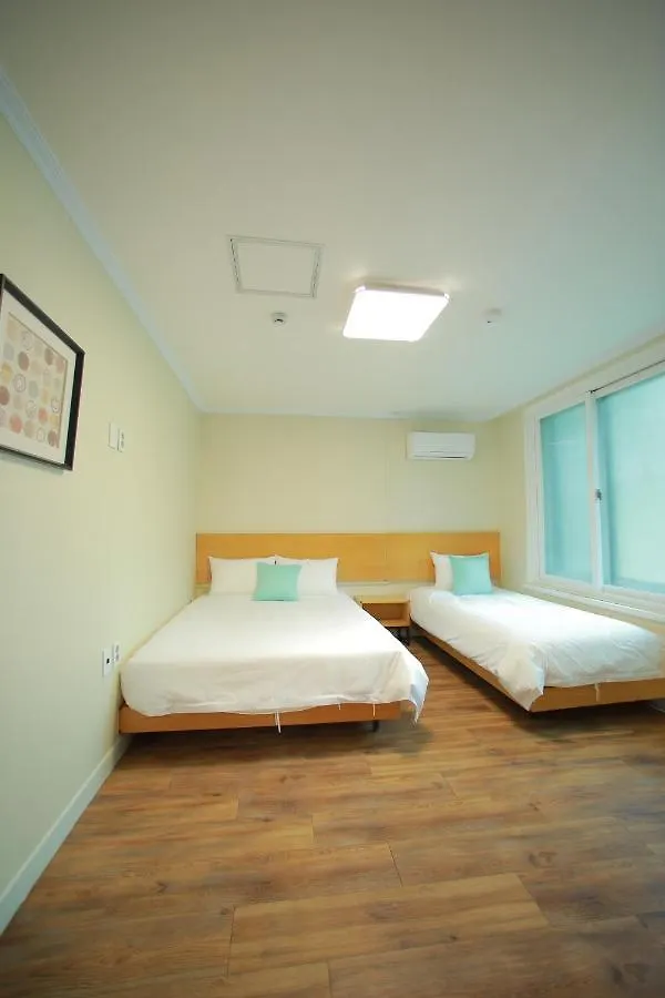 Slow Vibe Myeongdong Seoul Guest house